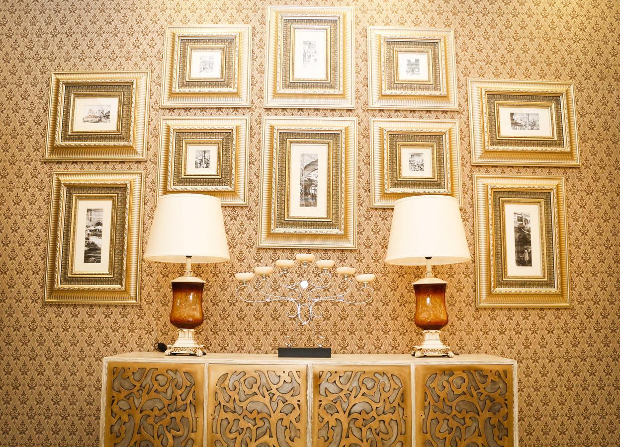Hotel Shelton'S Rezidor à Peshawar Extérieur photo